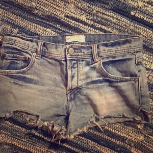 3/4/$15 Free people denim shorts